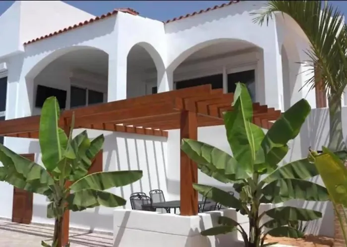 Gezellige Villa Met Prachtig Zicht En Zwembad