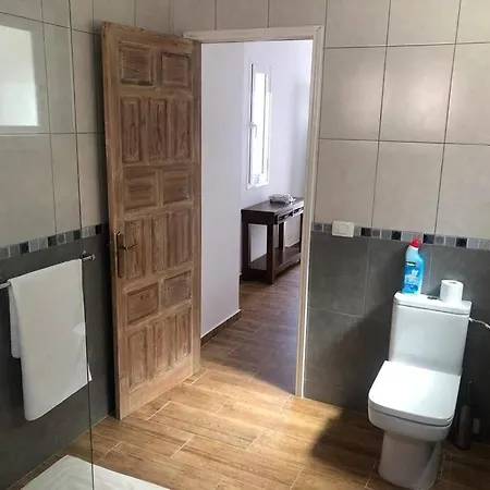 Gezellige Villa Met Prachtig Zicht En Zwembad Arona  Extérieur photo