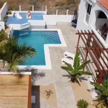 Gezellige Villa Met Prachtig Zicht En Zwembad Arona  Extérieur photo
